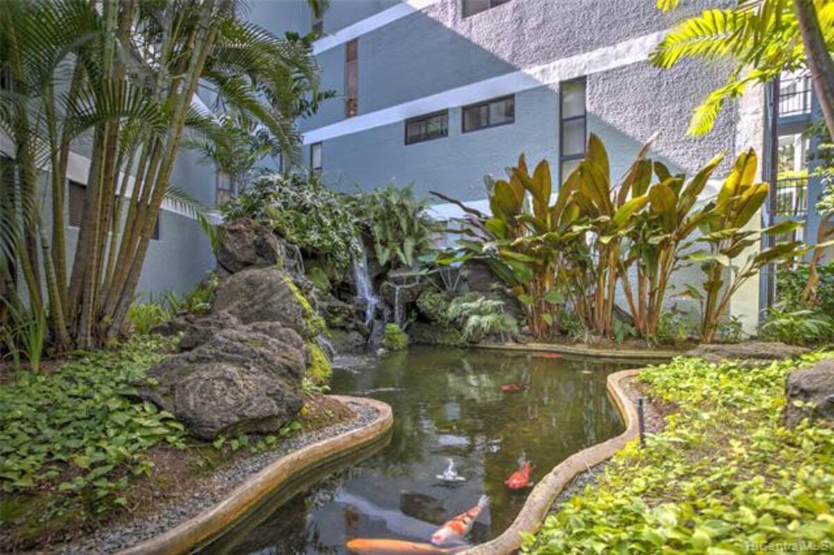 Building Photo - 1030 Aoloa Pl