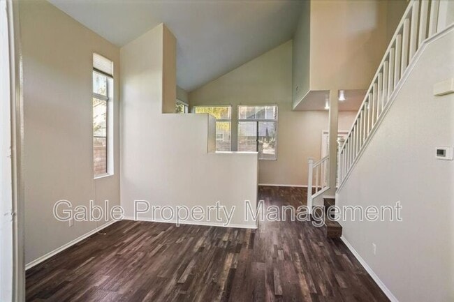 Building Photo - 27916 Brookhaven Pl