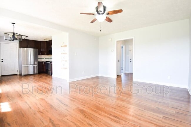 Building Photo - 2209 Rustic Trail