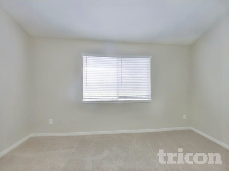 Building Photo - 16307 Bird Dog Ct