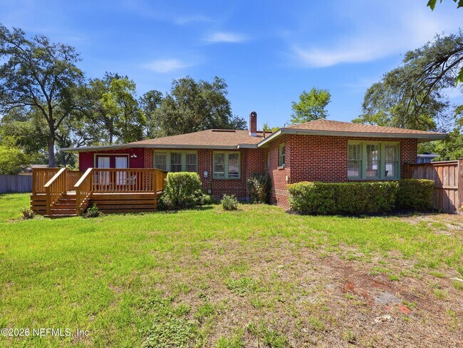 Building Photo - 1222 Ingleside Ave