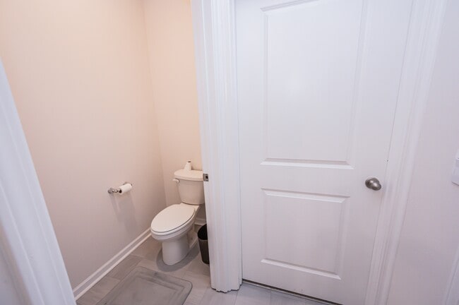 Building Photo - 1201 Santa Lucia Dr