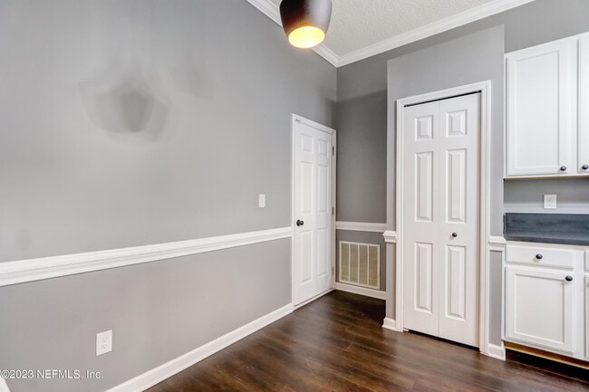 Building Photo - 8023 Tuxford Ln