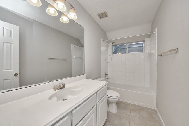 Building Photo - 1502 Brook Grove Dr