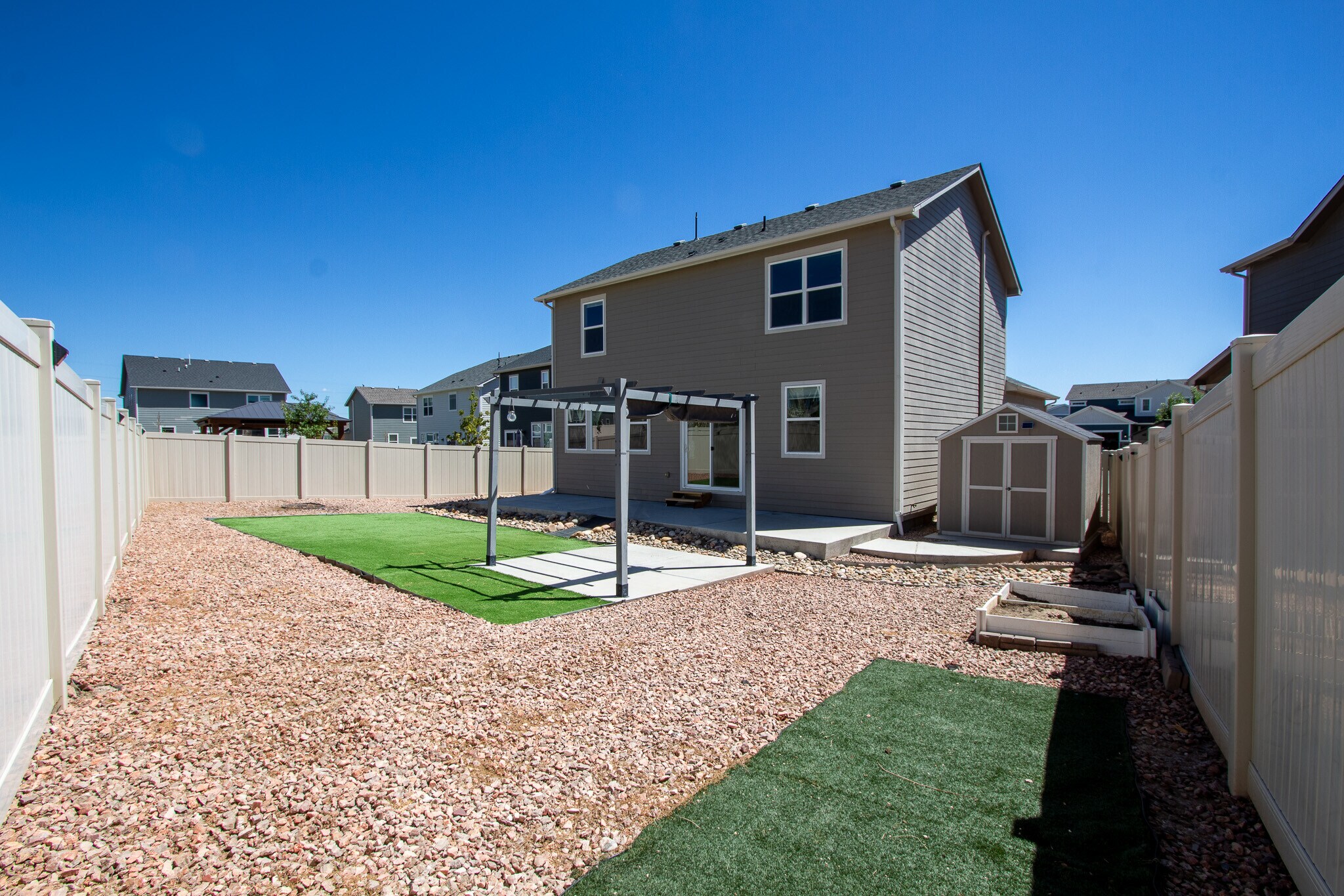 Building Photo - 8136 Lookout Ct