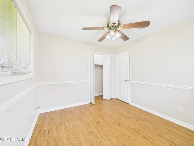 Building Photo - 200 Claymore Dr
