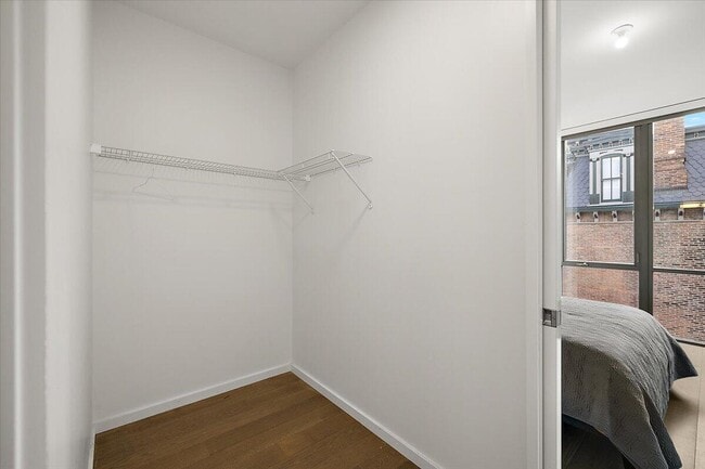 Building Photo - 3105 Brush St