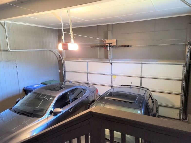 Building Photo - 2480 Cascade Rd SW