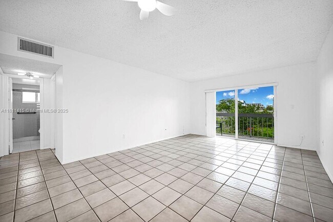 Building Photo - 7740 Camino Real