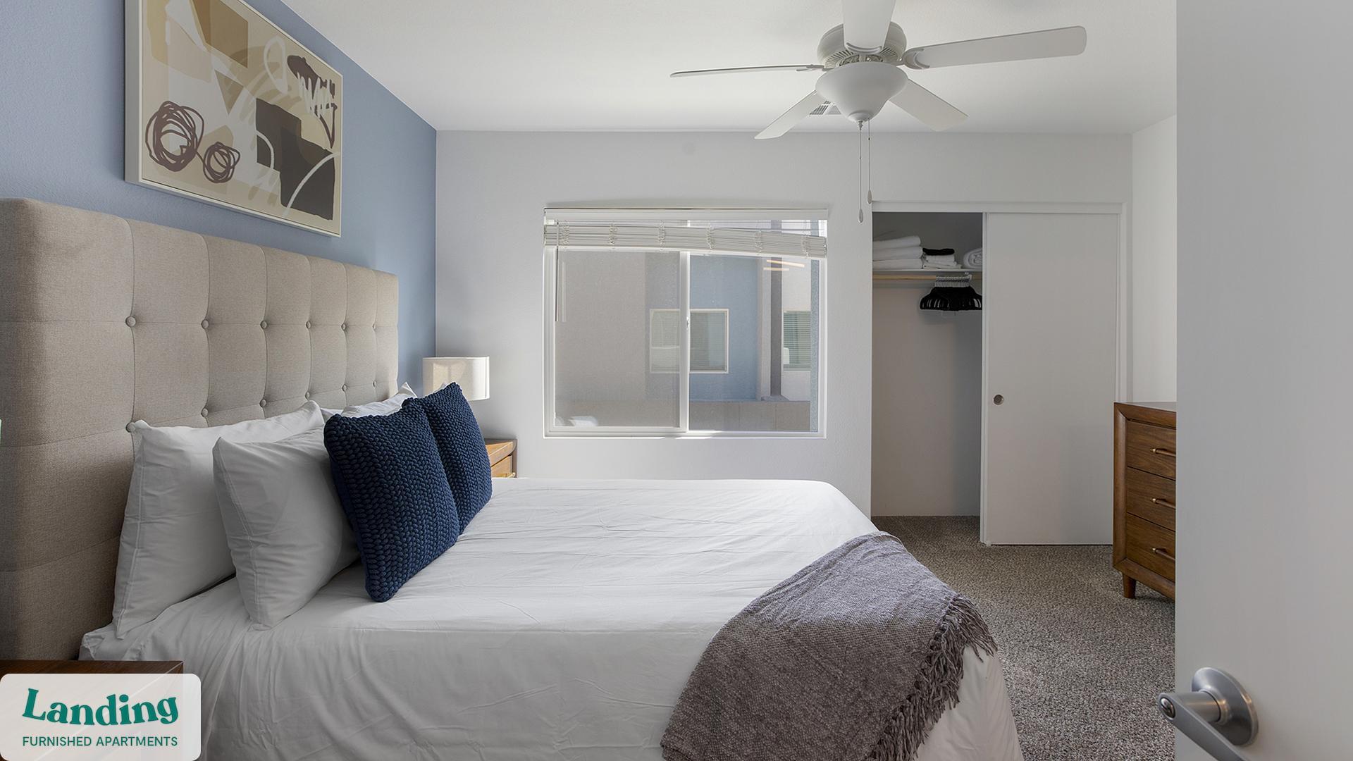 Building Photo - 2705 N Rancho Dr