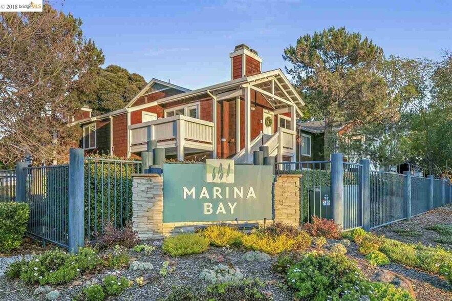 Building Photo - 140 Marina Lakes Dr