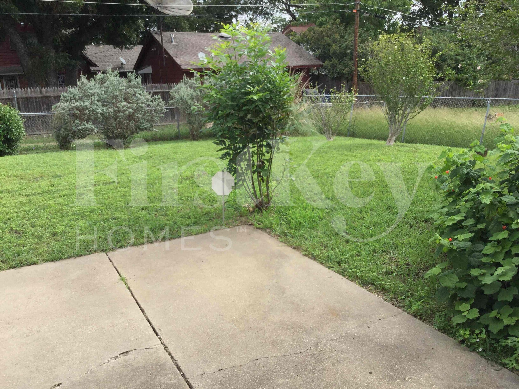 Building Photo - 6318 Songwood Dr