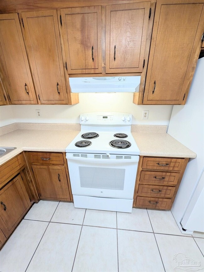 Building Photo - 5086 Yacht Harbor Cir