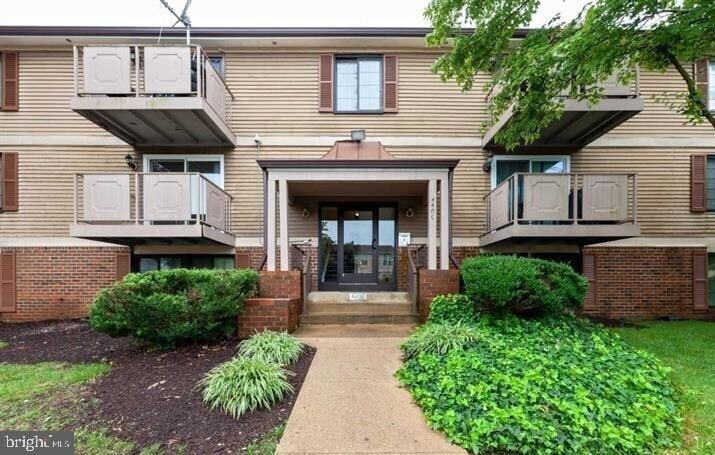 Primary Photo - 4400 Groombridge Way