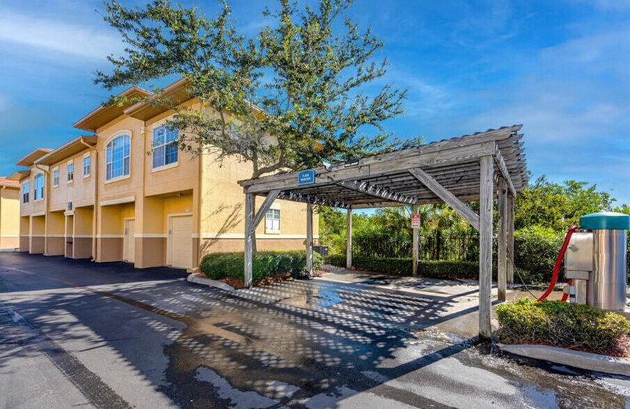 Building Photo - 4345 Bayside Village Dr