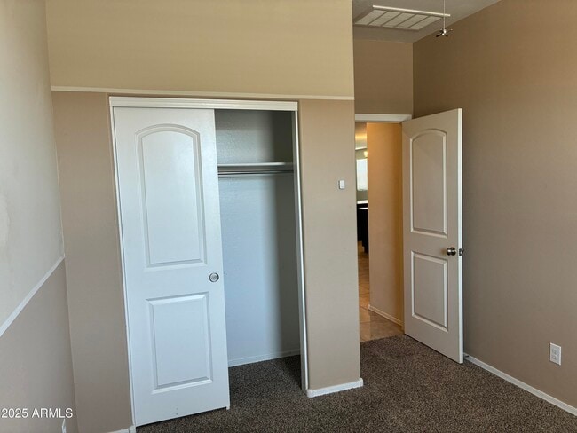 Building Photo - 25698 W Desert Dr