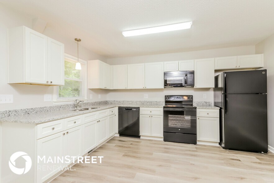 Building Photo - 1815 Rivertrace Point
