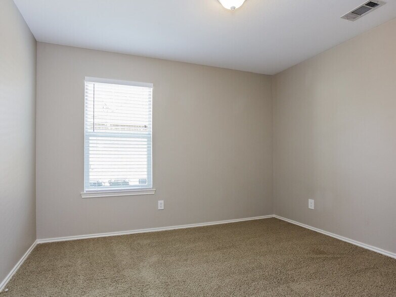 Building Photo - 4413 Corner Brook Ln