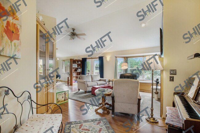 Building Photo - 2688 Walnut Hills Ct - 3 bedroom Kentwood ...