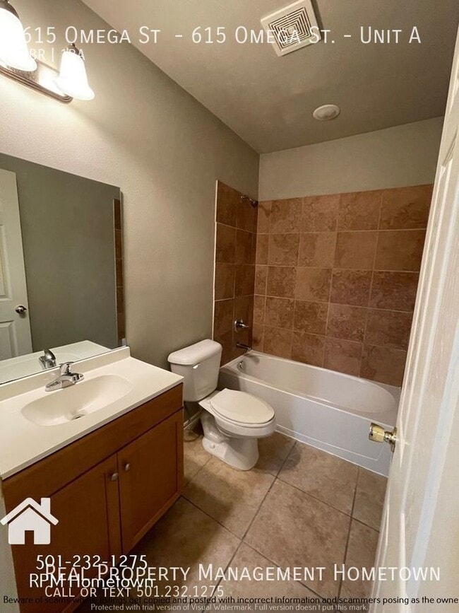 Building Photo - 615 Omega St