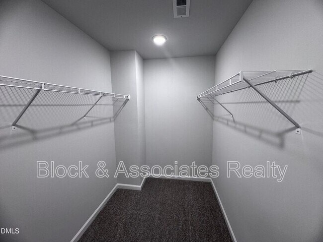 Building Photo - 203 Broomside Ave