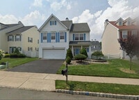 Building Photo - 39 Cartier Dr