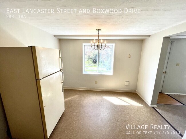 Building Photo - 308 E Lancaster St