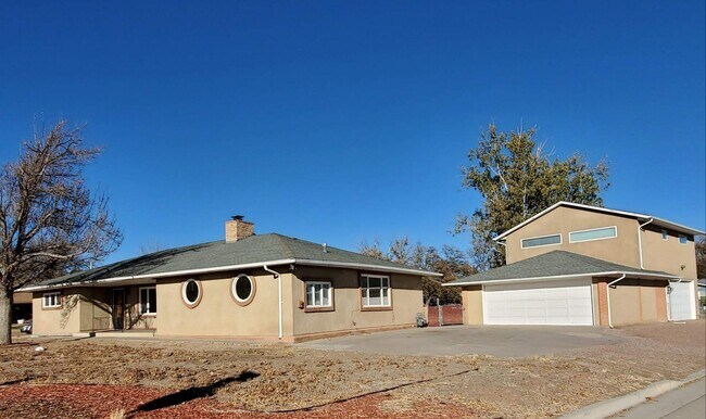 01_HouseExterior - 230 Yale Pl