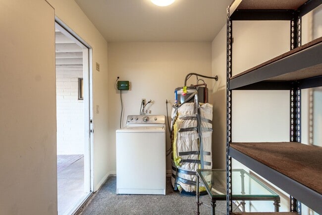 Building Photo - Scottsdale 3 bedroom long term rental