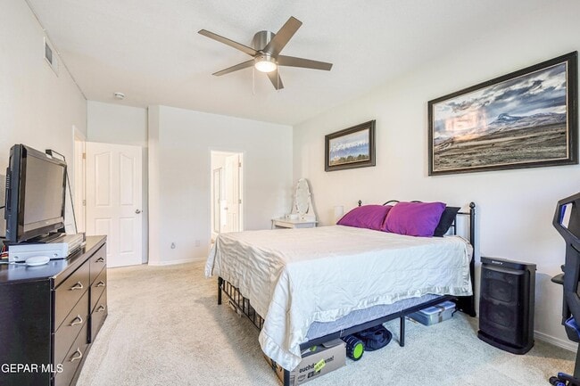 Building Photo - 10904 Duster Dr