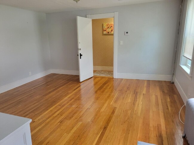 Primary Photo - 22 Fruit St