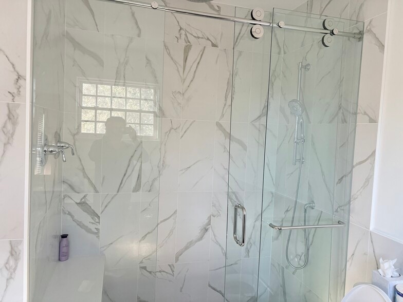 Master bath - 9 Winthrop St