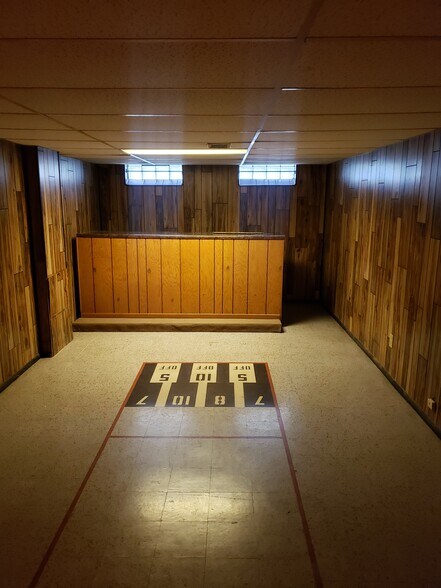 Finish Basement - 19213 Sumpter Rd