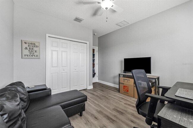 Building Photo - 6111 Hadley Commons Dr
