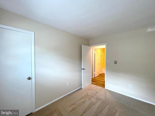 Building Photo - 21339 Brighton Ave