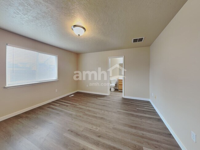 Building Photo - 4157 W Dover Dr