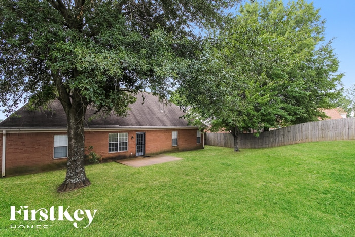 Building Photo - 9143 Gavin Dr