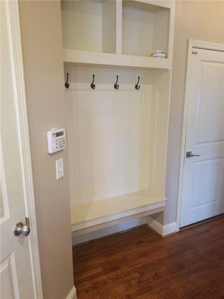 Building Photo - 2088 Towne Mill Ave