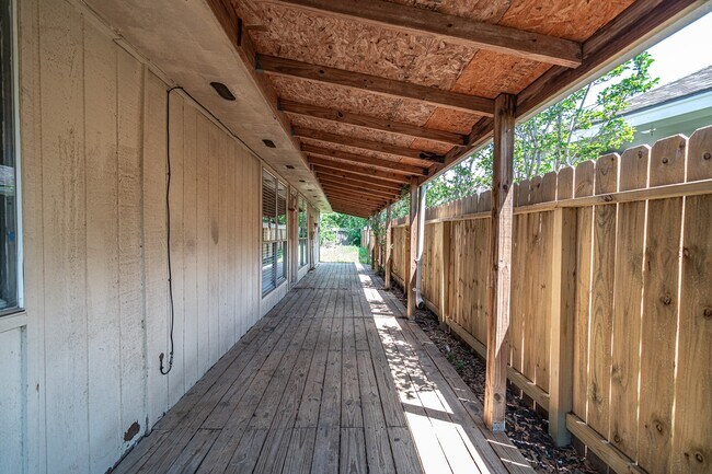 Building Photo - 6606 Felgate Creek Ct