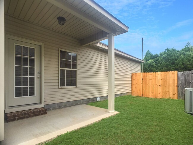 Building Photo - 12945 Garden Creek Ln
