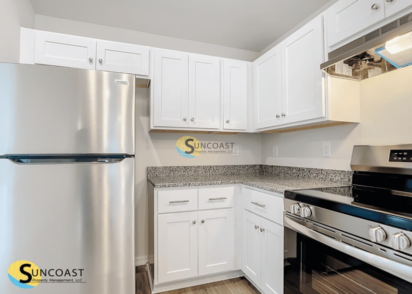 Primary Photo - 814 Spruce St