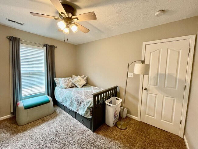 Building Photo - 2948 Sullivans Trce