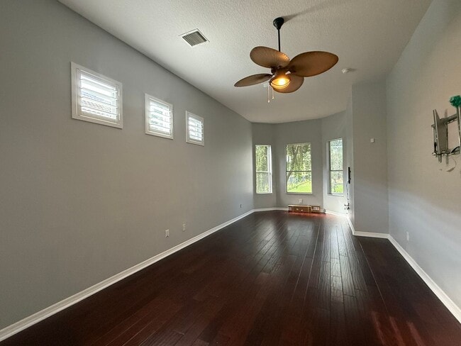 Building Photo - Exquisite 4-Bedroom, 3- Bathroom Home