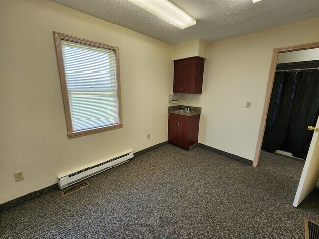 Building Photo - 3142 Mt Morris Geneseo Rd