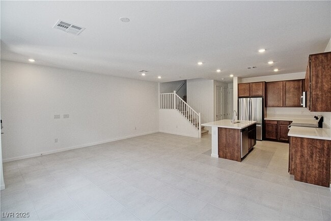 Building Photo - 1539 Melodic Lark Dr