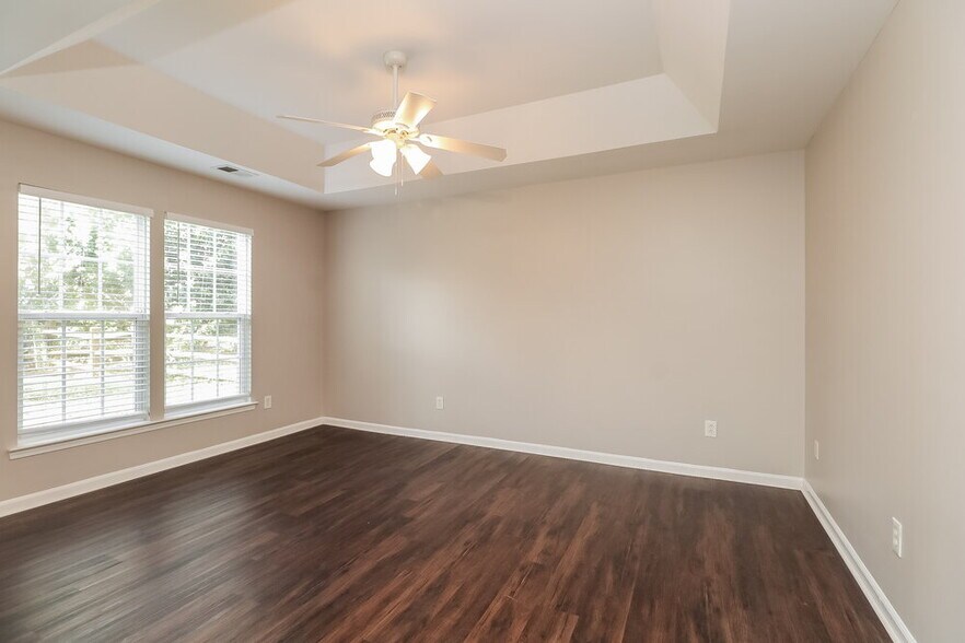 Building Photo - 11931 Creek Turn Dr