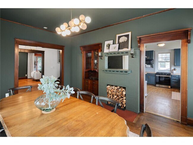 Building Photo - 2411 Blaisdell Ave