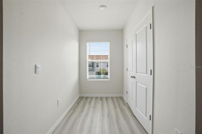 Building Photo - 5323 Dragonfly Dr