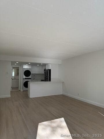 Building Photo - 38 Putnam Green