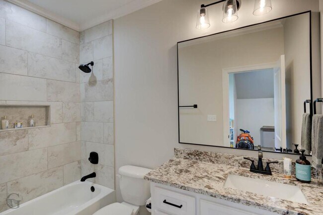 Building Photo - 302 Elbow Slough